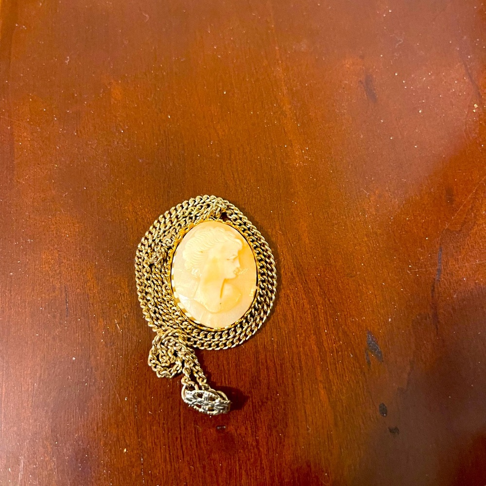 Peach Pendant w/ chain.